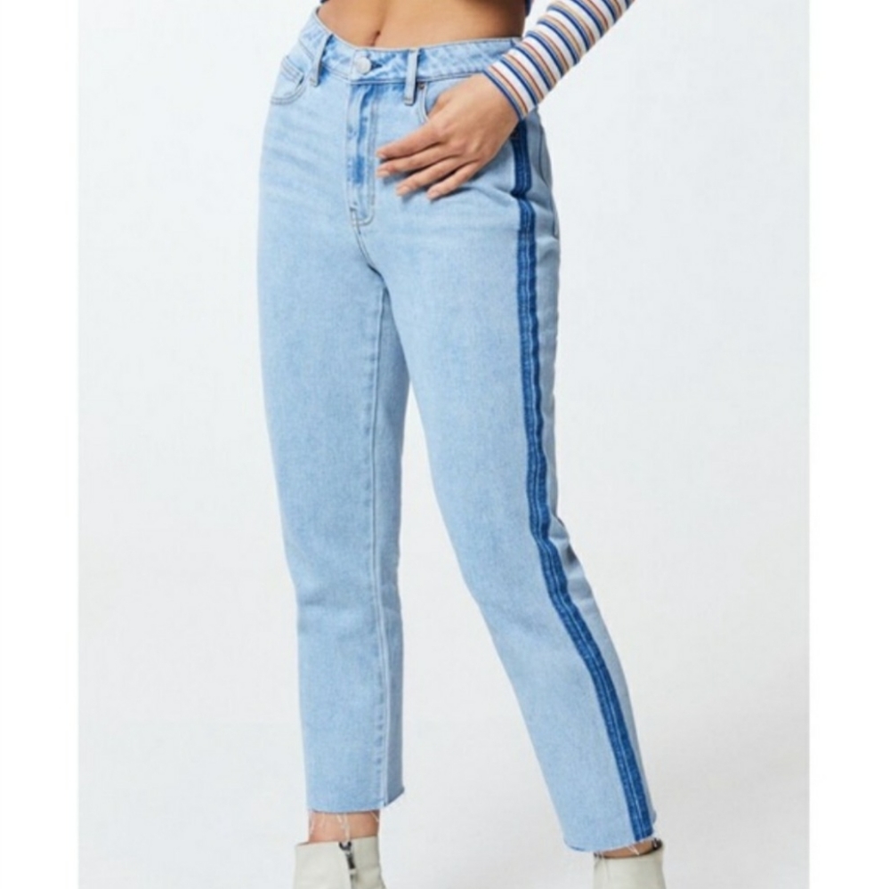 Pacsun Kelly Mom Jeans With Raw Hems Size 26